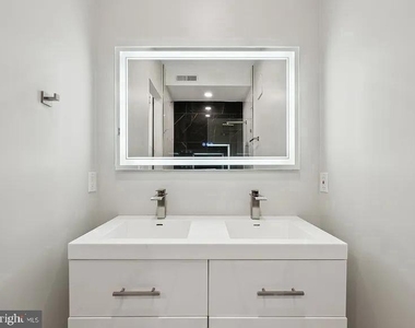 2213 M Street Ne - Photo Thumbnail 12