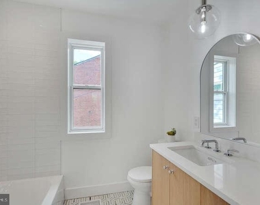 734 Taylor Street Nw - Photo Thumbnail 15