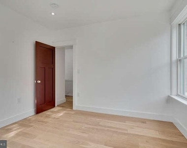 734 Taylor Street Nw - Photo Thumbnail 21