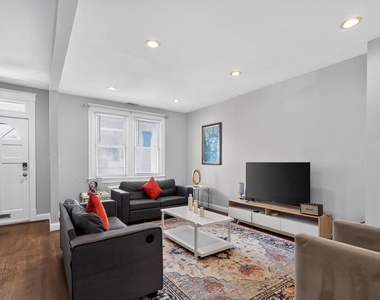 2630 10th Street Ne - Photo Thumbnail 6