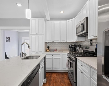 2630 10th Street Ne - Photo Thumbnail 9