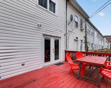 2630 10th Street Ne - Photo Thumbnail 14