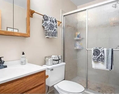 11816 Highridge Drive - Photo Thumbnail 17