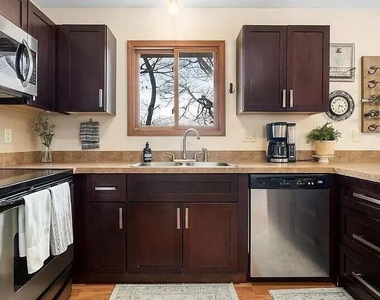 11816 Highridge Drive - Photo Thumbnail 4
