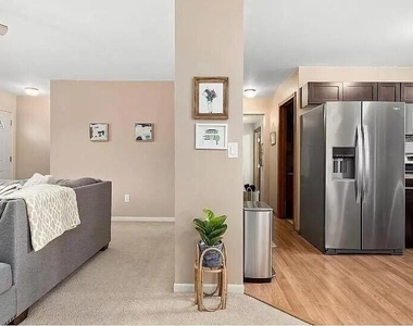 11816 Highridge Drive - Photo Thumbnail 6