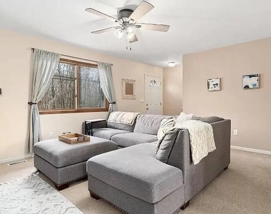 11816 Highridge Drive - Photo Thumbnail 7