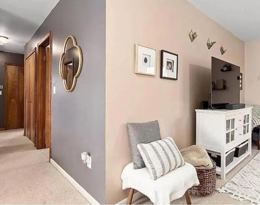 11816 Highridge Drive - Photo Thumbnail 10