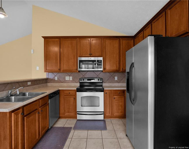 8236 Frenchorn Lane - Photo Thumbnail 10