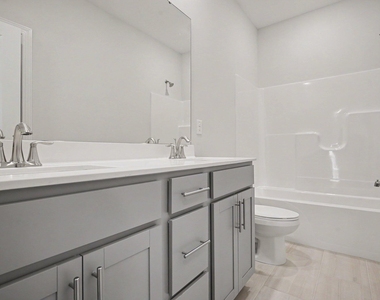 321 Golden Trace Drive - Photo Thumbnail 11