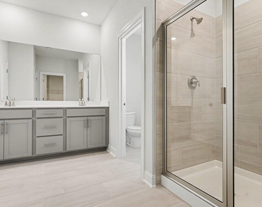 321 Golden Trace Drive - Photo Thumbnail 18