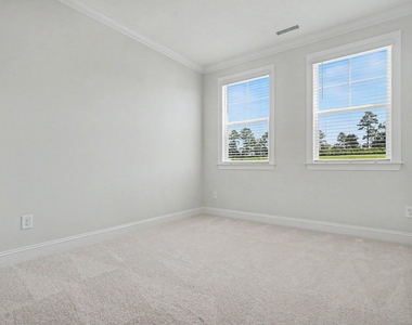 321 Golden Trace Drive - Photo Thumbnail 15