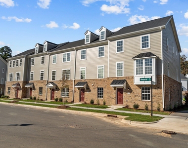 1509 Newpoint Drive - Photo Thumbnail 2