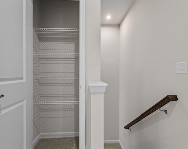 1509 Newpoint Drive - Photo Thumbnail 46