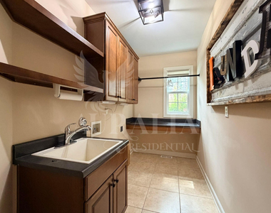 5604 Pine Rock Court - Photo Thumbnail 49