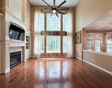 5604 Pine Rock Court - Photo Thumbnail 15