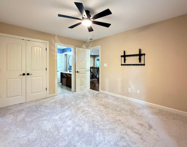 5604 Pine Rock Court - Photo Thumbnail 63