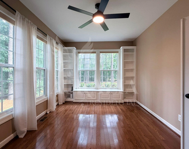 5604 Pine Rock Court - Photo Thumbnail 20