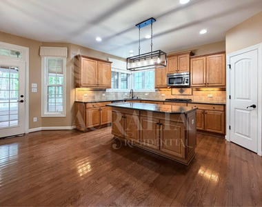 5604 Pine Rock Court - Photo Thumbnail 24