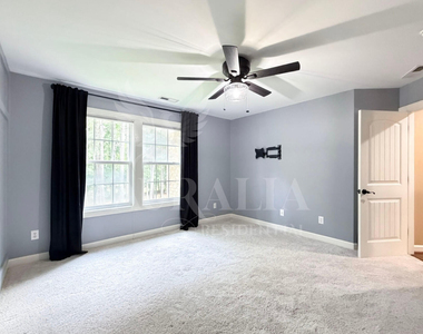 5604 Pine Rock Court - Photo Thumbnail 70