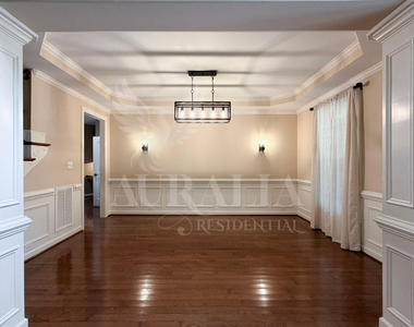 5604 Pine Rock Court - Photo Thumbnail 6