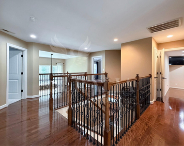 5604 Pine Rock Court - Photo Thumbnail 54