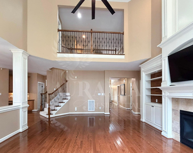 5604 Pine Rock Court - Photo Thumbnail 16