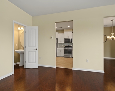 219 Lynchwick Lane - Photo Thumbnail 7