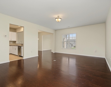 219 Lynchwick Lane - Photo Thumbnail 5