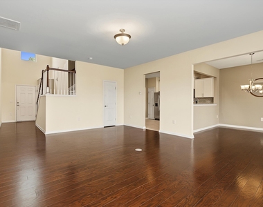 219 Lynchwick Lane - Photo Thumbnail 6
