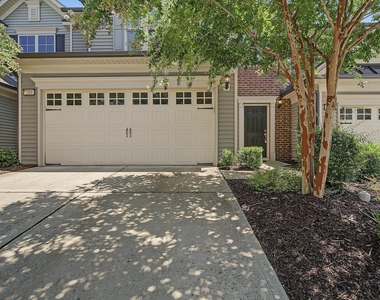 219 Lynchwick Lane - Photo Thumbnail 2