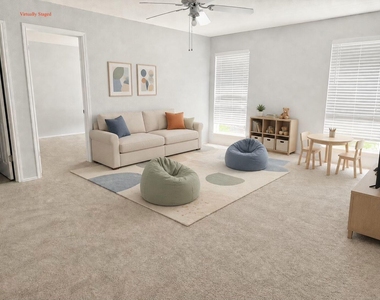 1002 Acanthus St - Photo Thumbnail 9