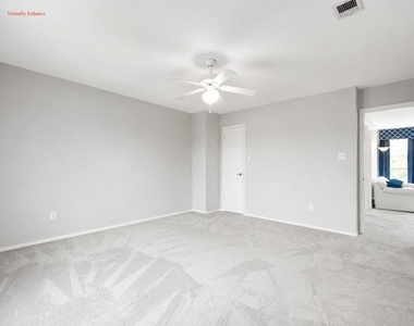 1002 Acanthus St - Photo Thumbnail 10