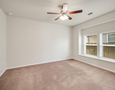 16309 Fetching Ave - Photo Thumbnail 12