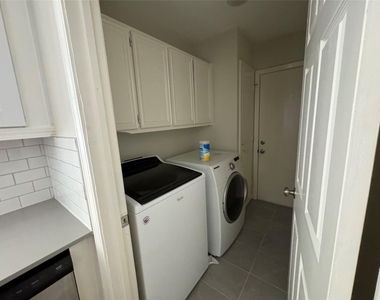 9501 Quail Ct - Photo Thumbnail 5