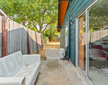 2004 Pasadena Dr - Photo Thumbnail 18