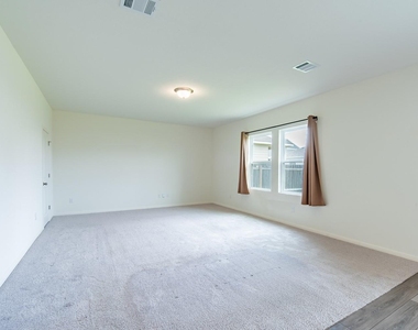 12720 Samuel Adams Dr - Photo Thumbnail 13