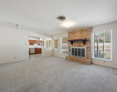 6706 Willamette Dr - Photo Thumbnail 7