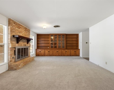 6706 Willamette Dr - Photo Thumbnail 11