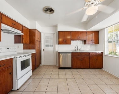 6706 Willamette Dr - Photo Thumbnail 14