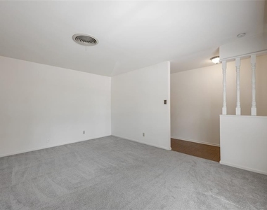 6706 Willamette Dr - Photo Thumbnail 6