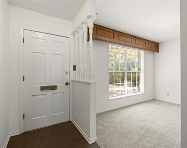6706 Willamette Dr - Photo Thumbnail 4