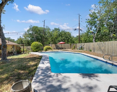 6706 Willamette Dr - Photo Thumbnail 33