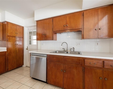 6706 Willamette Dr - Photo Thumbnail 15