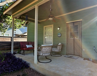 1704 S College St - Photo Thumbnail 14