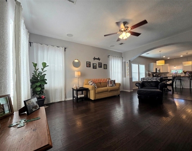 1704 S College St - Photo Thumbnail 8