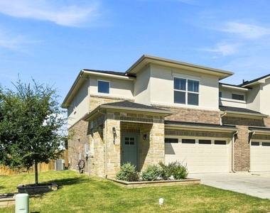433 Brody Ln - Photo Thumbnail 1