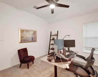 404 Mante Ct - Photo Thumbnail 20