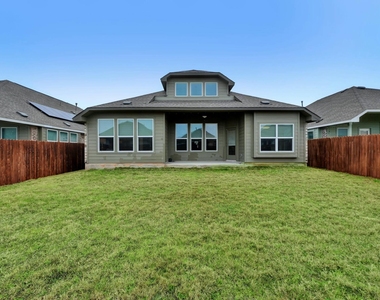 404 Mante Ct - Photo Thumbnail 25