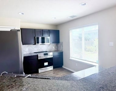 12717 Carillon Way - Photo Thumbnail 13