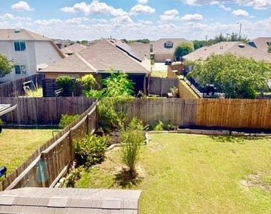 12717 Carillon Way - Photo Thumbnail 24